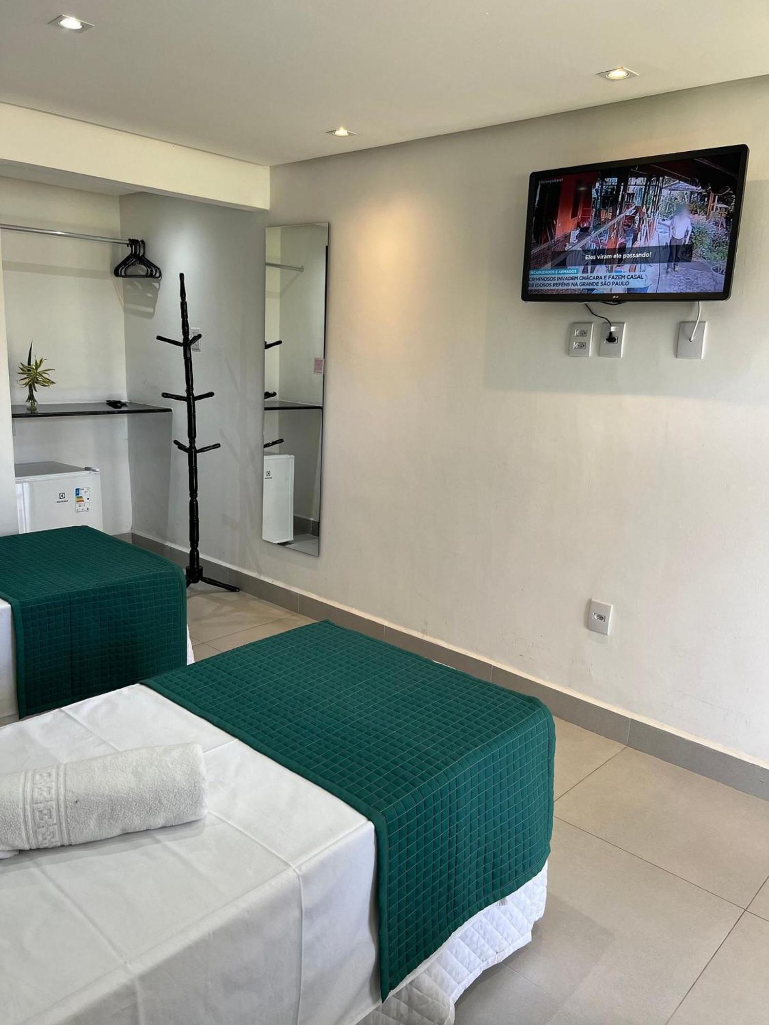 O Beira Mar Praia Hotel Esta Localizado Na Orla, Na Praia De Taperapuan, Cafe Incluso, Wi-Fi 500Mb, Piscinas, Estacionamento Privativo, Ar Condicionado Split, Smart Tv, Frigobar, Порту-Сегуру Экстерьер фото