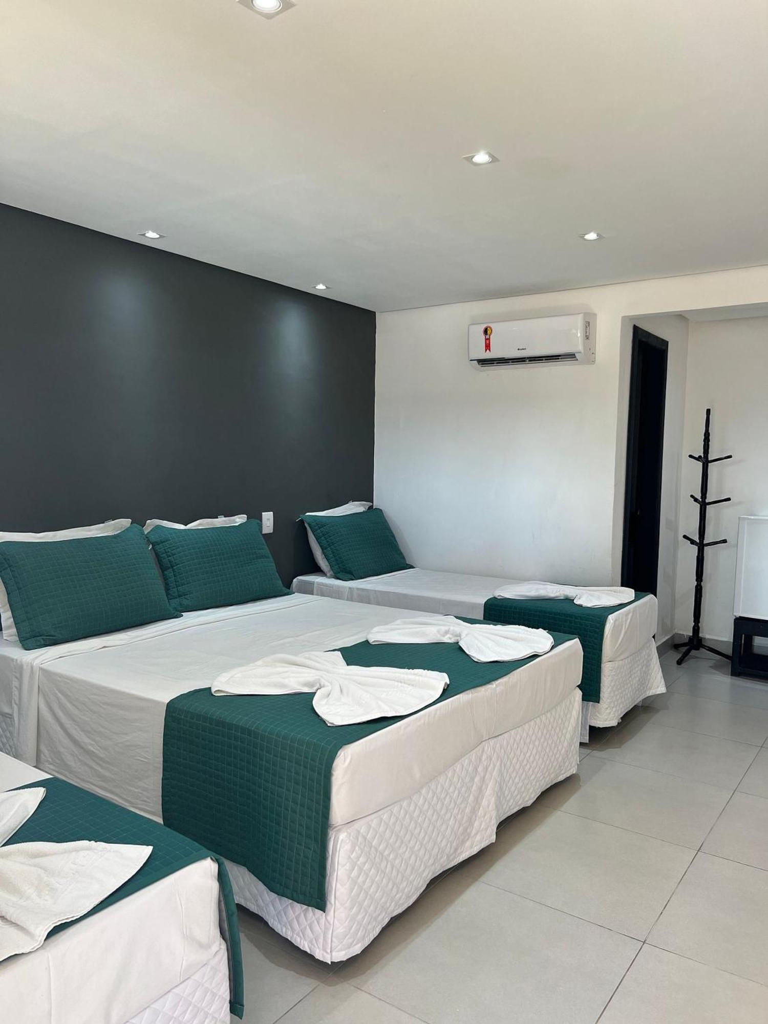 O Beira Mar Praia Hotel Esta Localizado Na Orla, Na Praia De Taperapuan, Cafe Incluso, Wi-Fi 500Mb, Piscinas, Estacionamento Privativo, Ar Condicionado Split, Smart Tv, Frigobar, Порту-Сегуру Экстерьер фото