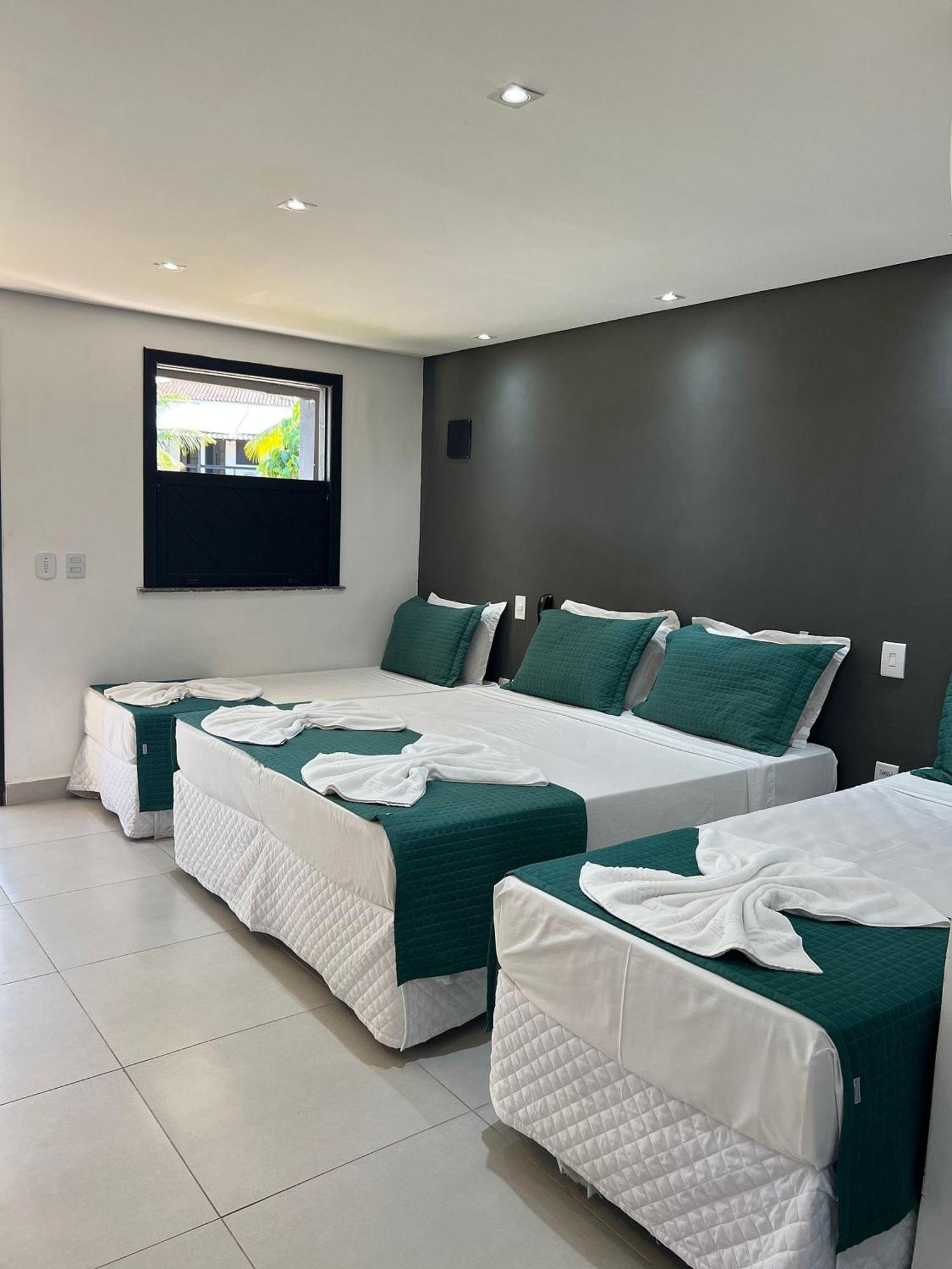 O Beira Mar Praia Hotel Esta Localizado Na Orla, Na Praia De Taperapuan, Cafe Incluso, Wi-Fi 500Mb, Piscinas, Estacionamento Privativo, Ar Condicionado Split, Smart Tv, Frigobar, Порту-Сегуру Экстерьер фото